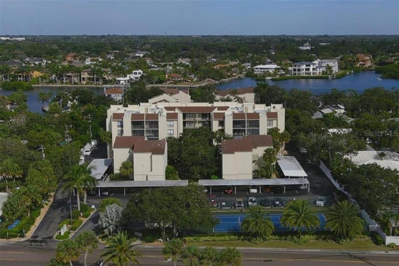Apartmán Siesta Key Escape Ground Floor Steps To Heated Pool And Free Trolley Exteriér fotografie